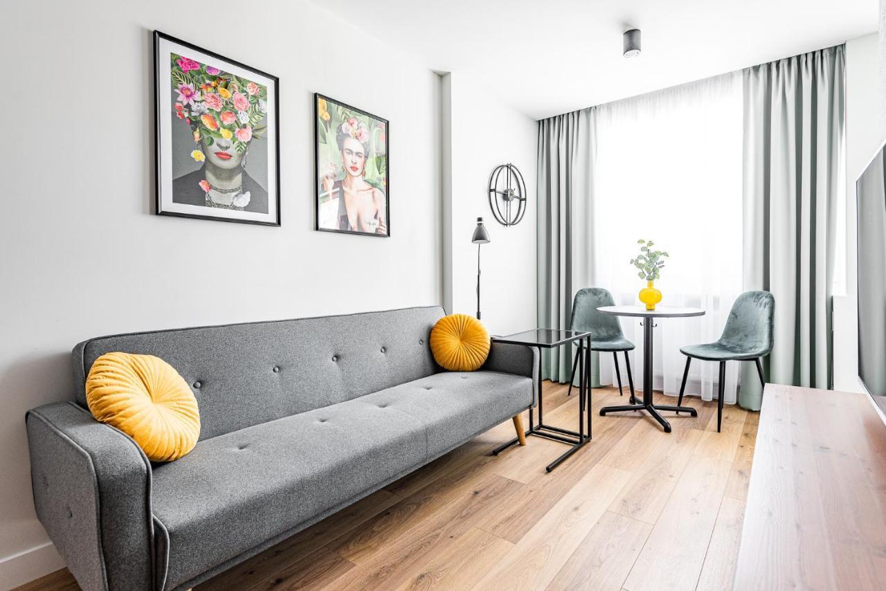Apartment Frida Katowice Ligota Near Hospitals & Sum Exterior photo